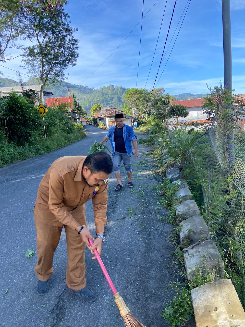 gotong royong pemerintah desa